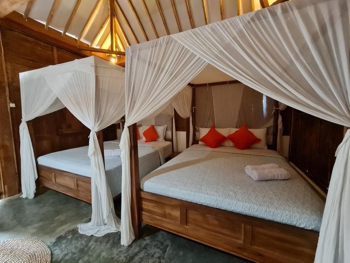 Villa Kayu Yogyakarta Exterior photo